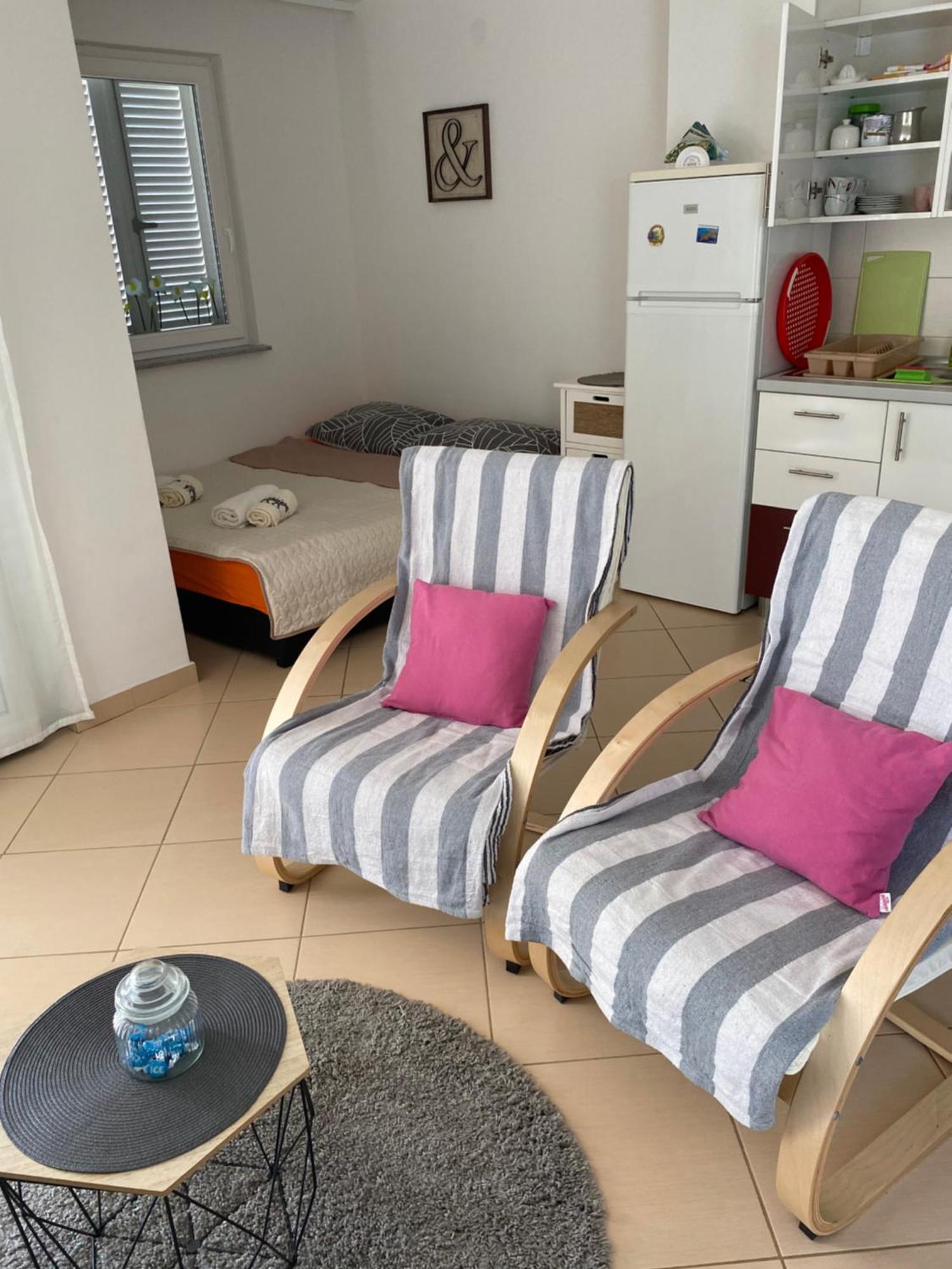 Apartman Igor Cizici Exterior photo